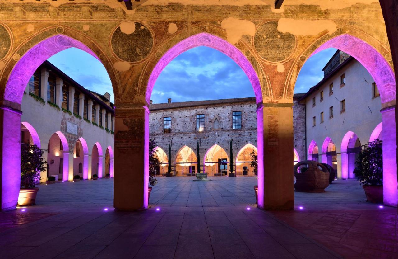 Castello Visconteo Ξενοδοχείο Cassano dʼAdda Εξωτερικό φωτογραφία